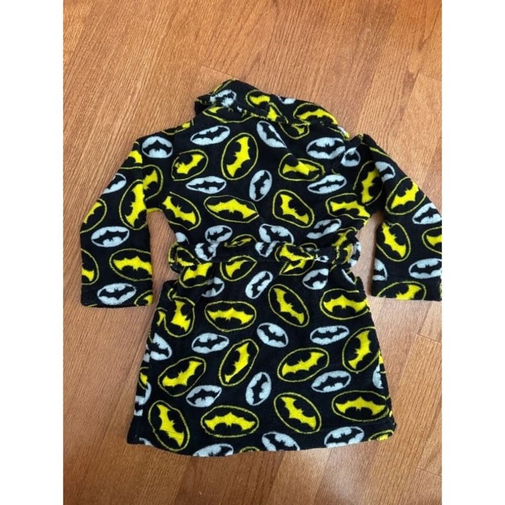 Batman Boys Robe fleece belted size 6** read description on sizing! - Picture 4 of 4